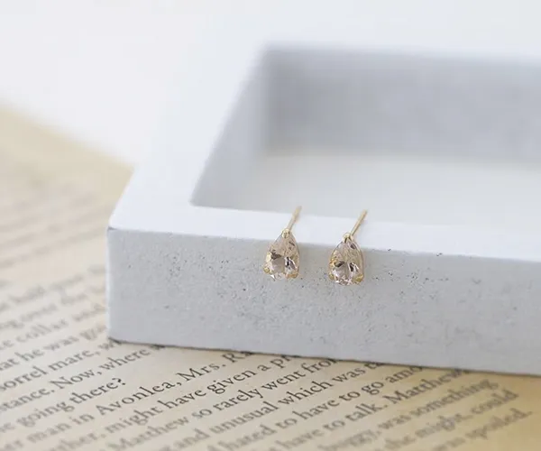 おすすめモルガナイトジュエリーピアス