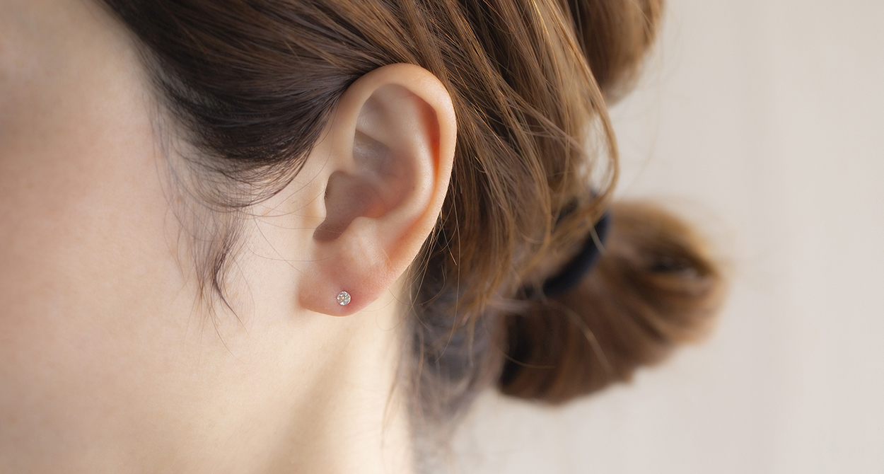 K18 PG アクアマリンピアス 一粒 両耳 3月誕生石