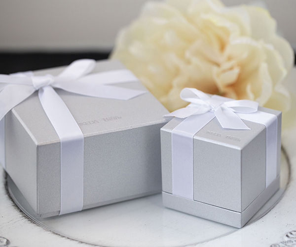 プレゼントボックス