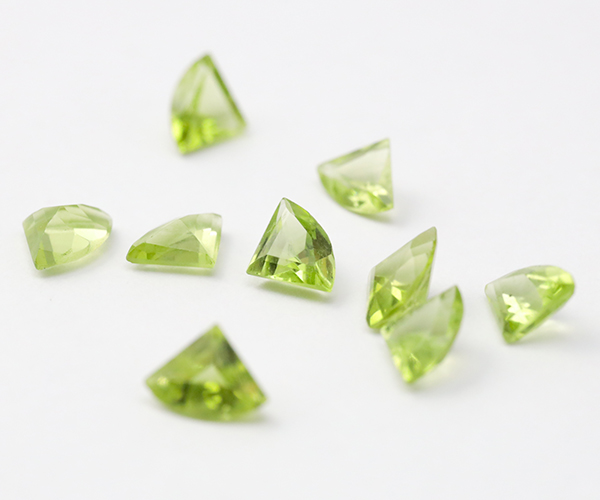 ペリドット原石