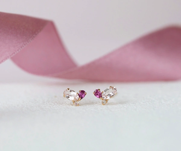 マルチカラーピアス