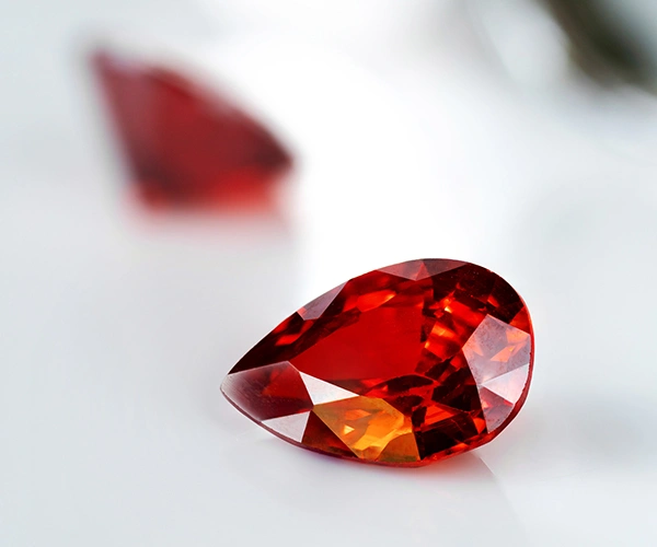 1月の誕生石ガーネット