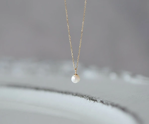 結婚式お呼ばれにおすすめのアイテム_パールネックレス