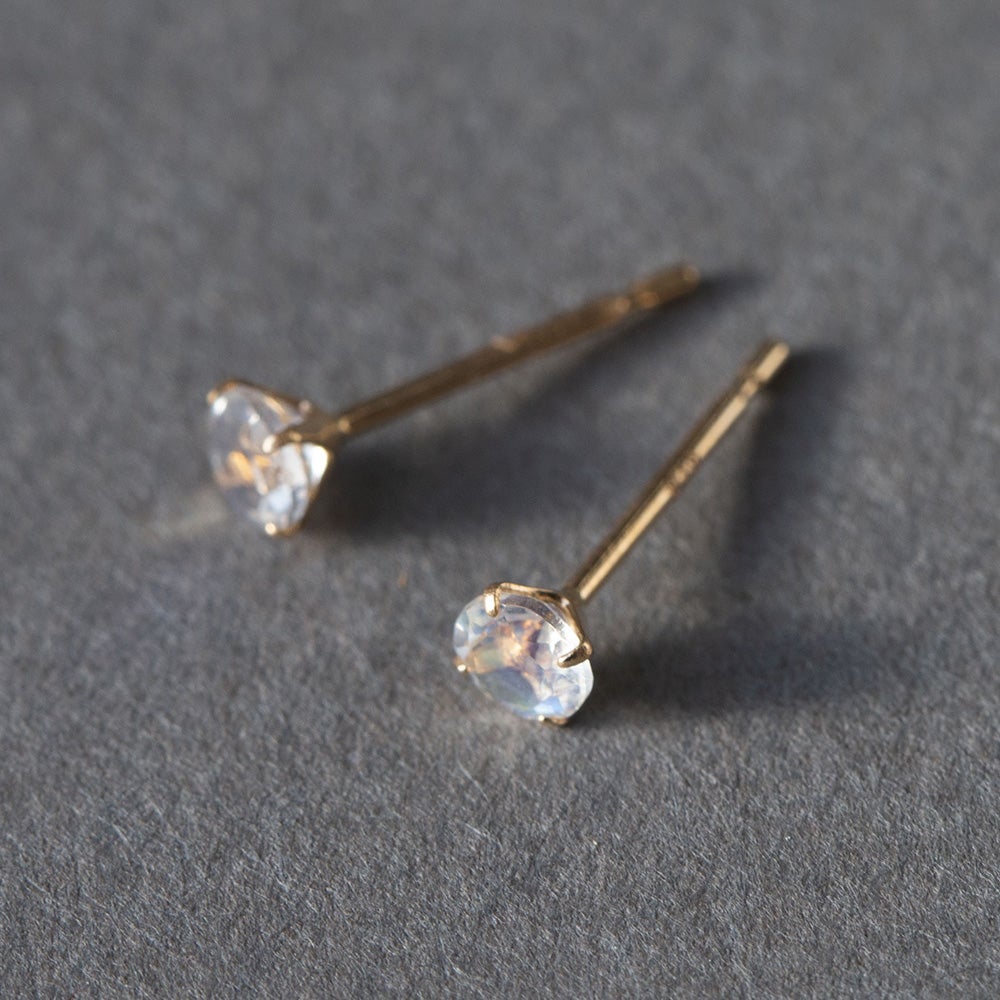 K18 PG ブルームーンストーン ピアス