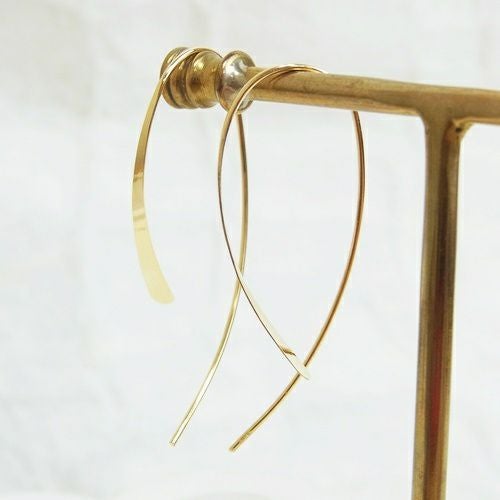 K18 YG アメリカンピアス ひねり ピアス