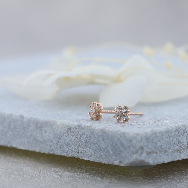 K10 PG ホワイトトパーズ ダイヤモンド フラワー ピアス