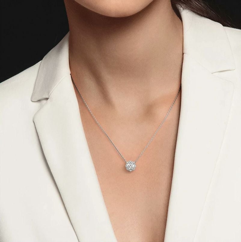 フローラル ヘイロー ソリティア ペンダント プラチナ900