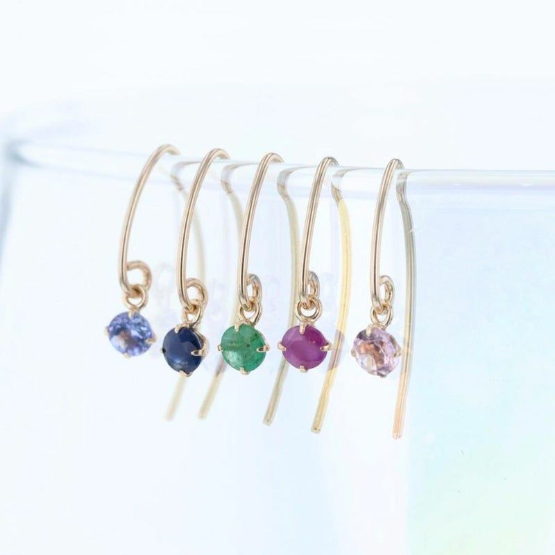 K10 YG サファイア ピアス 9月 誕生石 ジプシーピアス