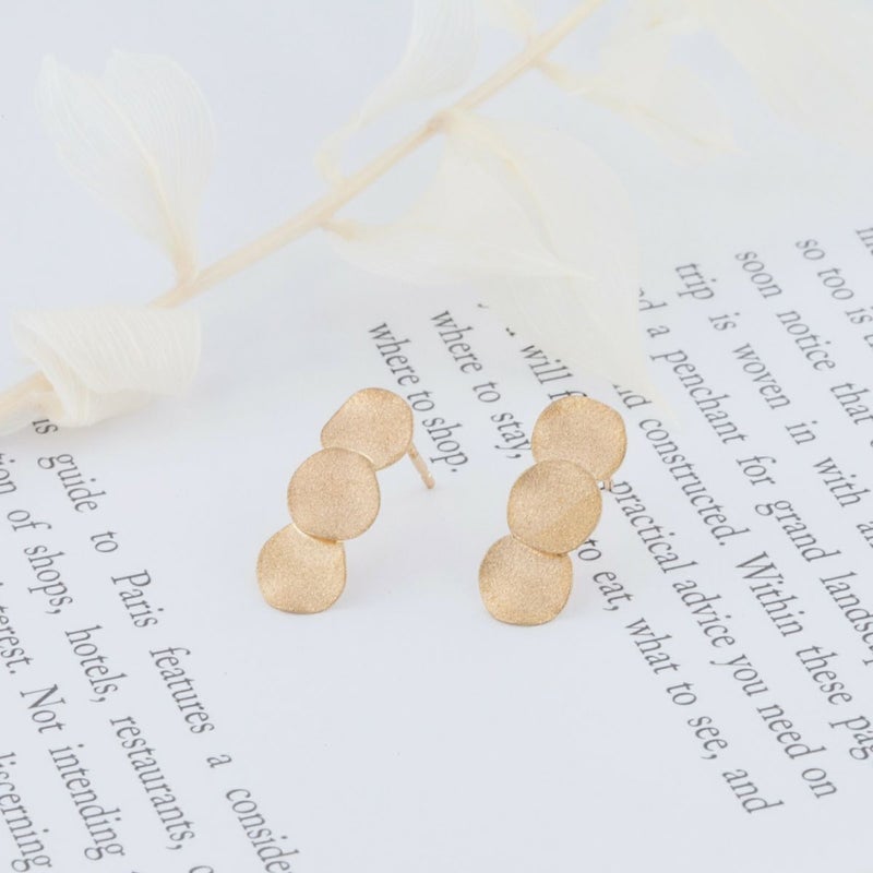 K10 YG ラウンド プレート ピアス