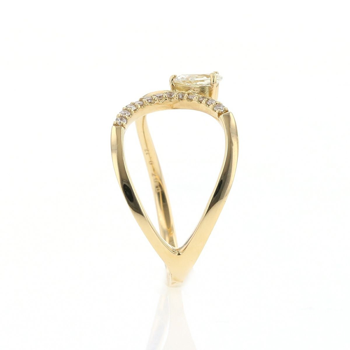 K18 YG ダイヤモンド リング 指輪 イエローゴールド 18金 レディース 妻 女性 誕生日 アシンメトリー 30代 40代 50代 パーティ