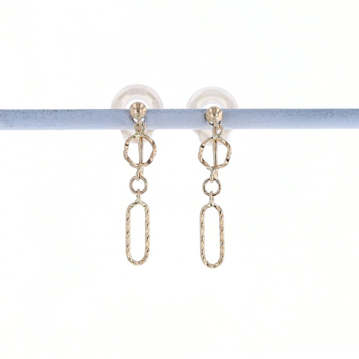 K10 YG フープ 揺れる イヤリング | IKEDAジュエリーオンライン