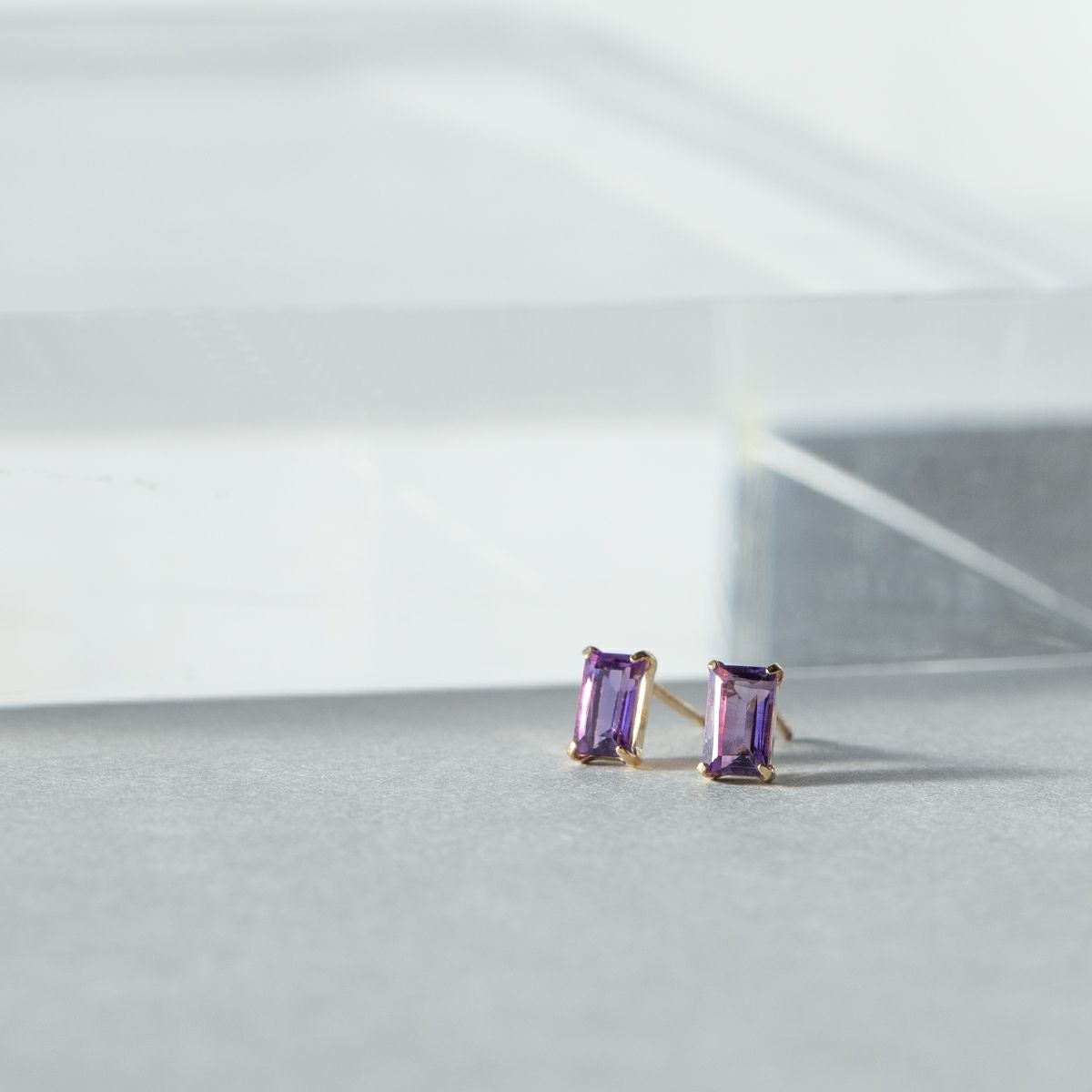 K18 YG アメジスト ピアス スクエア 2月 誕生石 イエローゴールド  レディース 彼女 妻 20代 30代 40代 誕生日 誕生日プレゼント ギフト