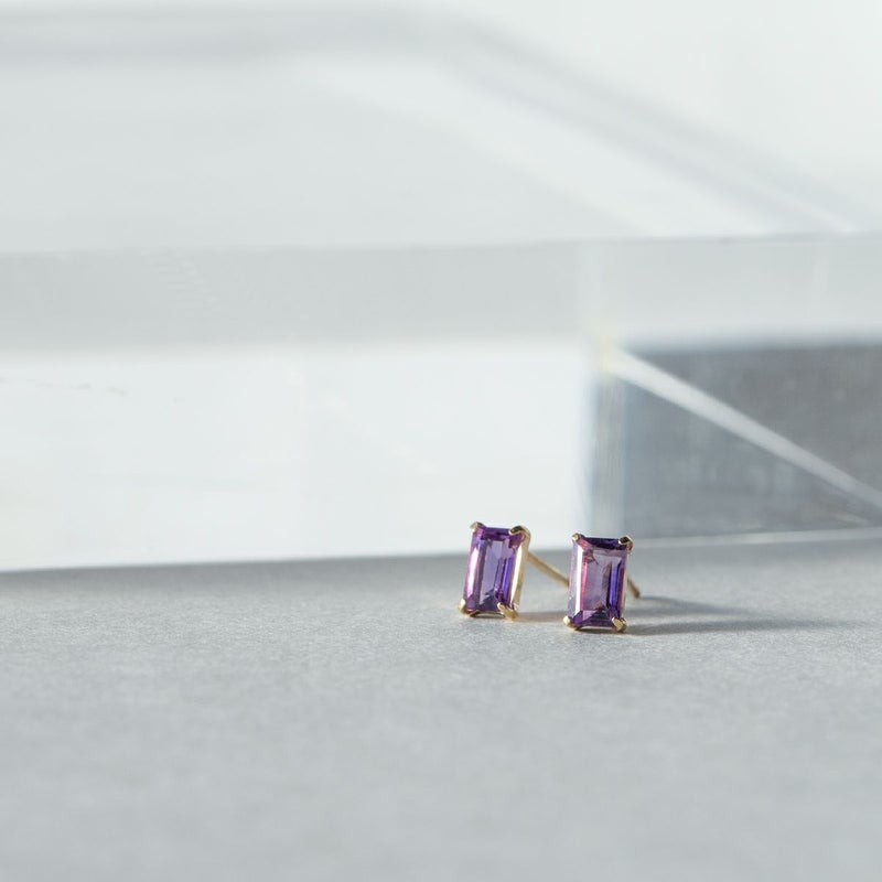 K18 YG アメジスト ピアス スクエア 2月 誕生石 イエローゴールド  レディース 彼女 妻 20代 30代 40代 誕生日 誕生日プレゼント ギフト