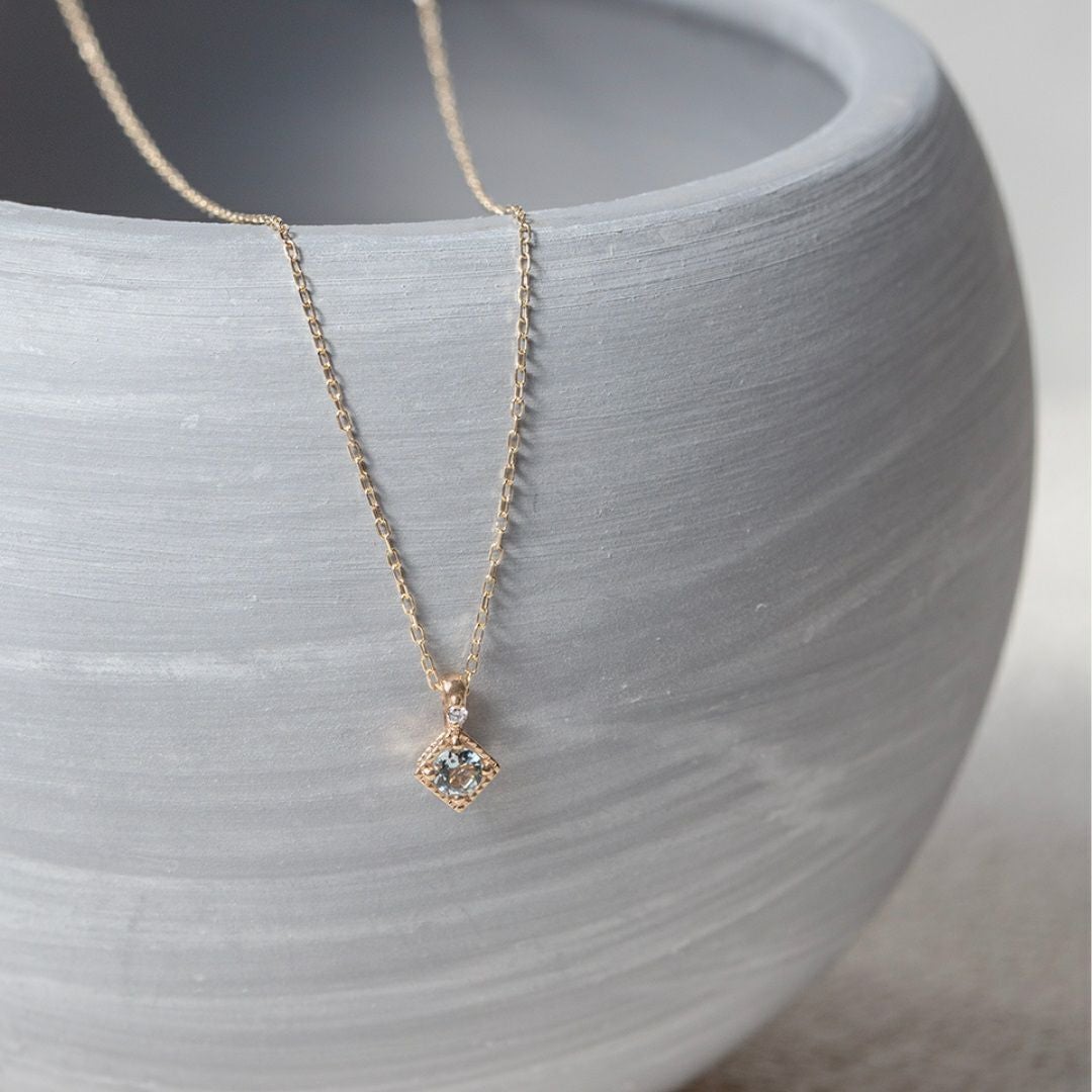 K10 YG アクアマリン ダイヤモンド ネックレス スクエア レディース 3月 誕生日プレゼント ギフト 彼女 妻 20代 30代 40代 イエローゴールド