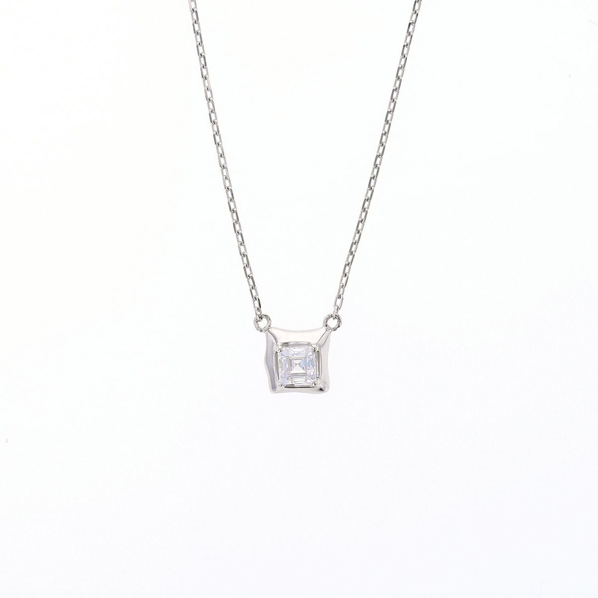 【レアリゼ ベル】 シルバー キュービックジルコニア ネックレス