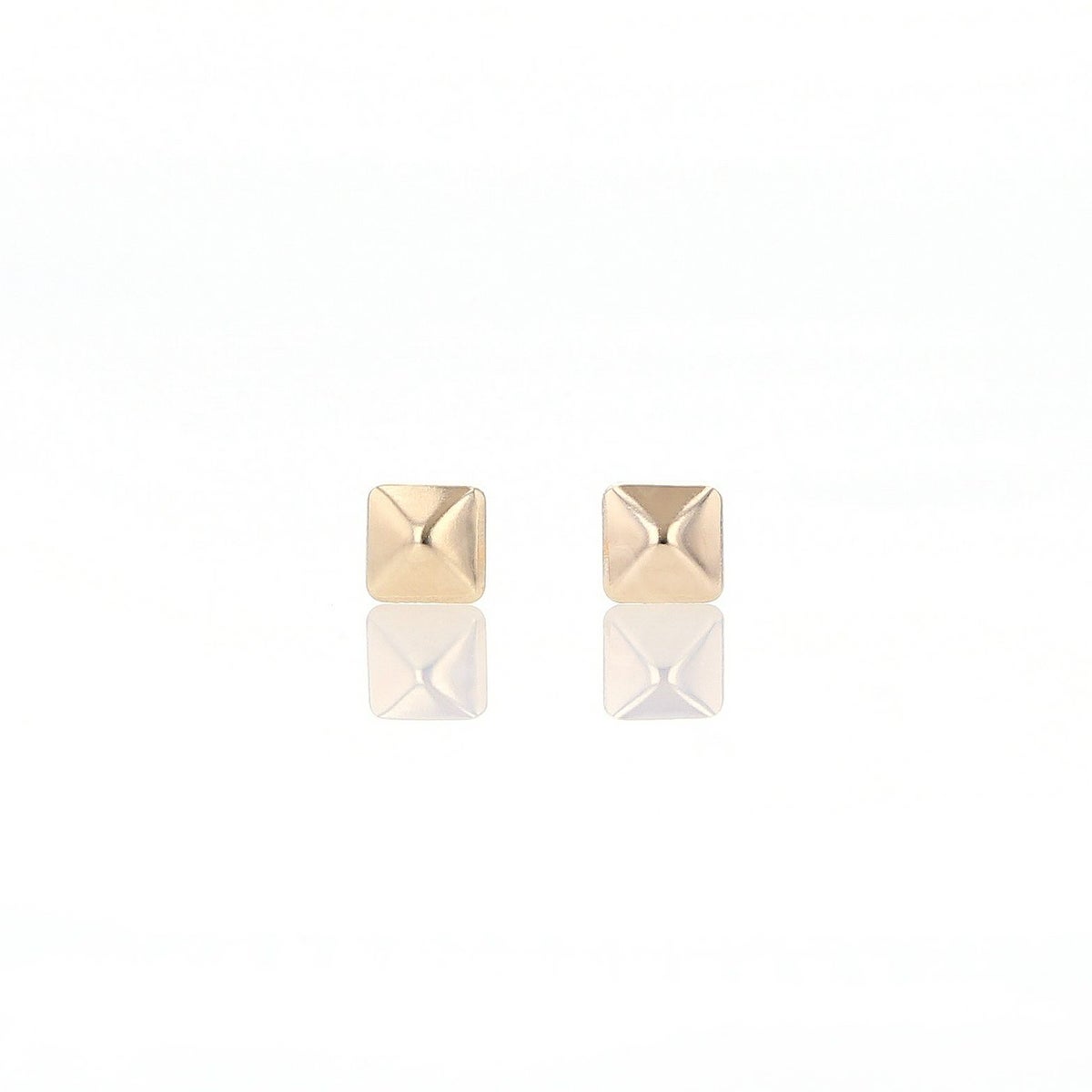 K10 YG ピアス スタッズ イエローゴールド スタッドピアス かわいい ギフト 誕生日プレゼント 誕生日 20代 30代 40代 妻 彼女