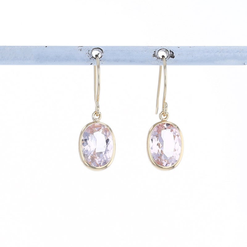 K10 YG モルガナイト ピアス