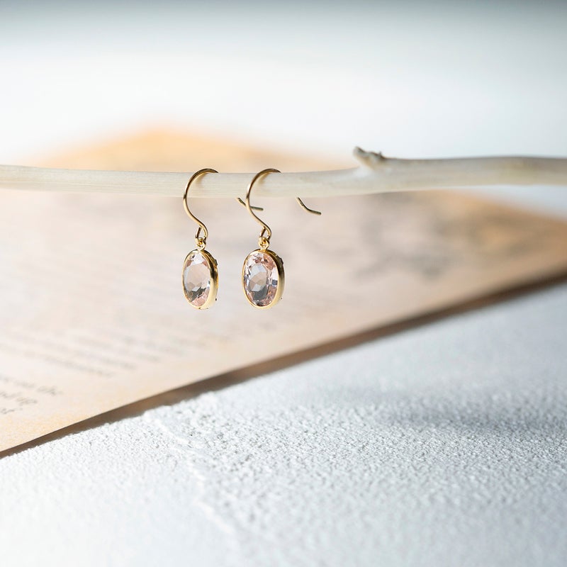 K10 YG モルガナイト ピアス