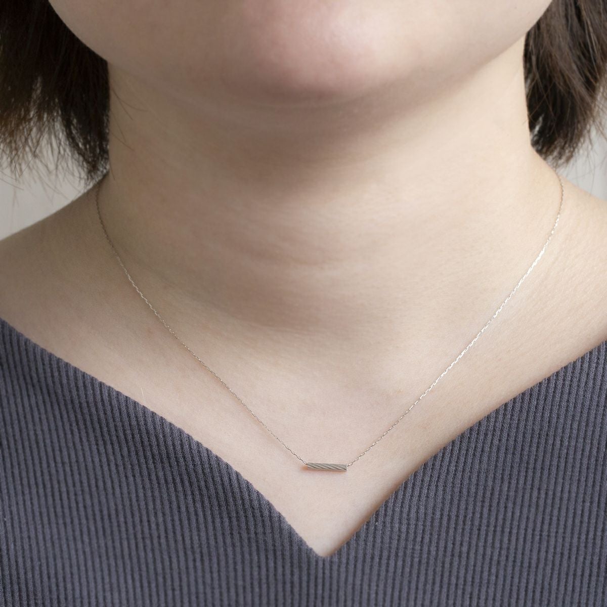 プラチナ ネックレス レディース 彼女 妻 地金 PT 20代 30代 40代 バー ライン ストレート PT900