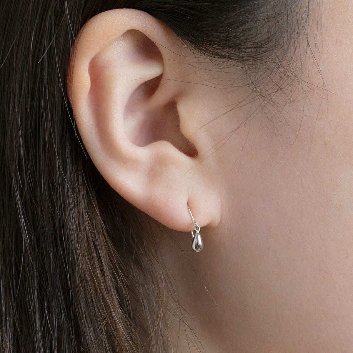 プラチナ フックピアス 地金 しずく 雫 フック PT PT900 30代 40代 誕生日プレゼント レディース 女性 彼女 妻 シンプル ギフト