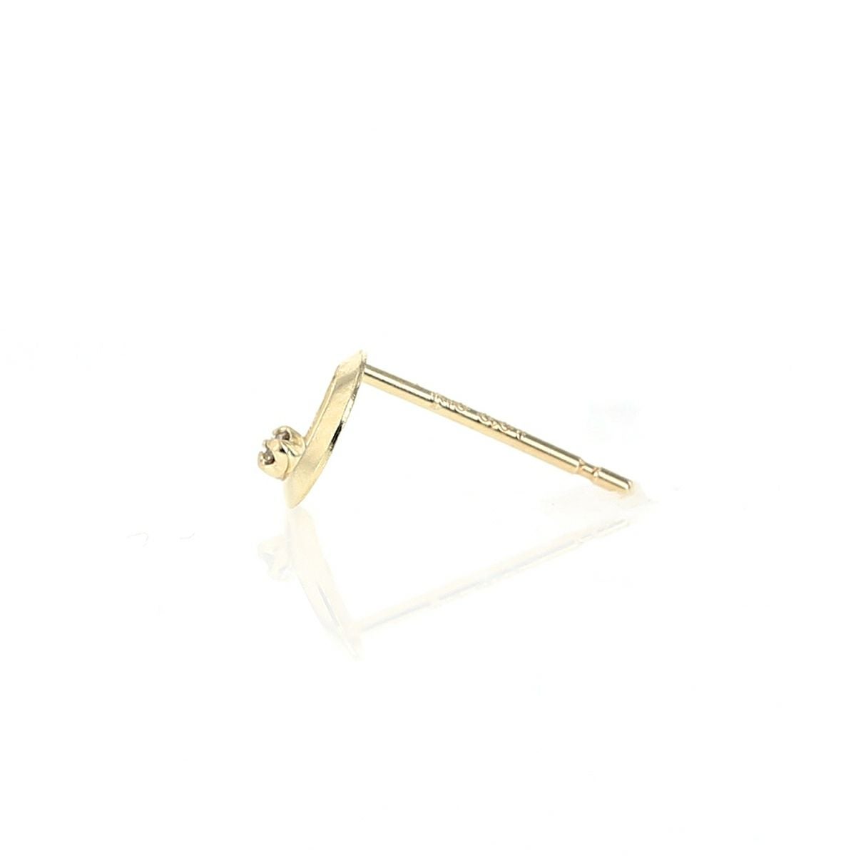 K10 YG ダイヤモンド ピアス 月 ムーン moon イエローゴールド スタッドピアス ラッキーモチーフ かわいい ギフト 誕生日プレゼント 4月誕生石 20代 30代 40代 妻 彼女 レディース