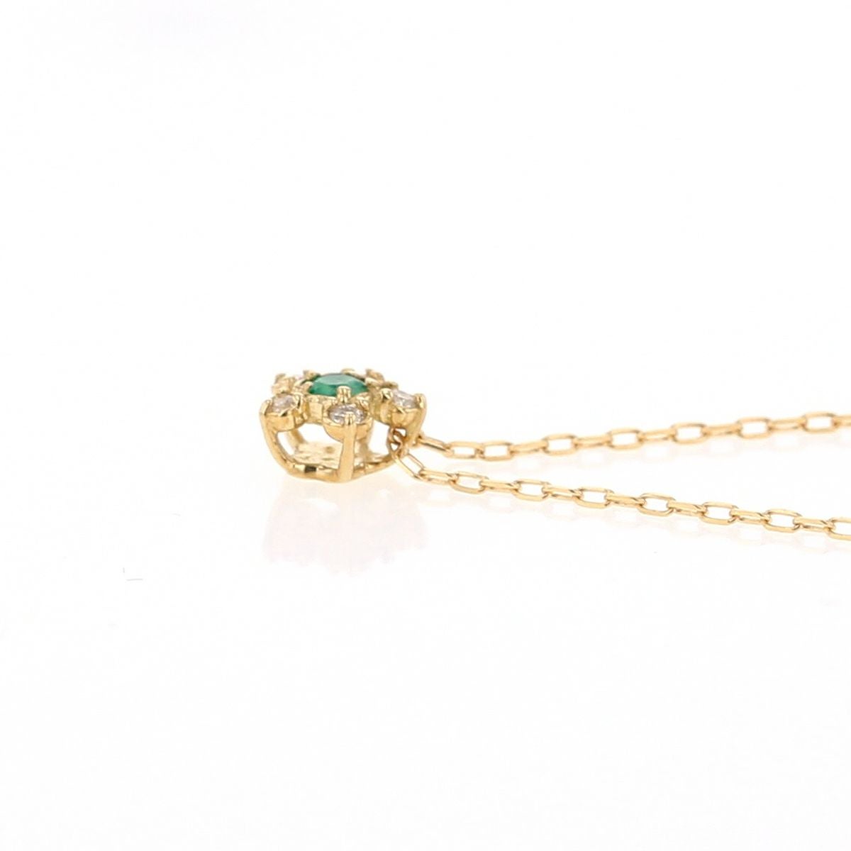 K18 YG エメラルド ダイヤモンド ネックレス イエローゴールド 5月誕生石 レディース 彼女 妻 30代 40代 50代 18k 誕生日 花 フラワーモチーフ