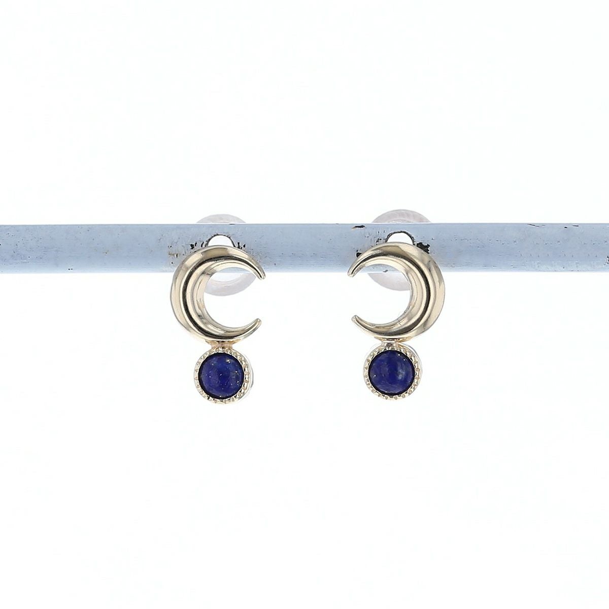 K10 YG ラピスラズリ 月 ピアス ムーン moon イエローゴールド スタッドピアス ラッキーモチーフ かわいい ギフト 誕生日プレゼント 20代 30代 40代 妻 彼女 レディース