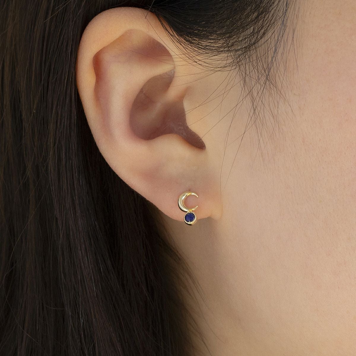 K10 YG ラピスラズリ 月 ピアス ムーン moon イエローゴールド スタッドピアス ラッキーモチーフ かわいい ギフト 誕生日プレゼント 20代 30代 40代 妻 彼女 レディース