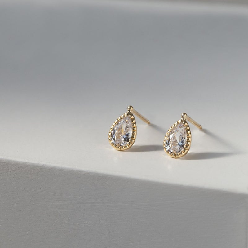 K18 YG スーパーキュービックジルコニア ピアス イエローゴールド レディース 18金 CZ 誕生日プレゼント ギフト 20代 30代 40代 女性 彼女 妻