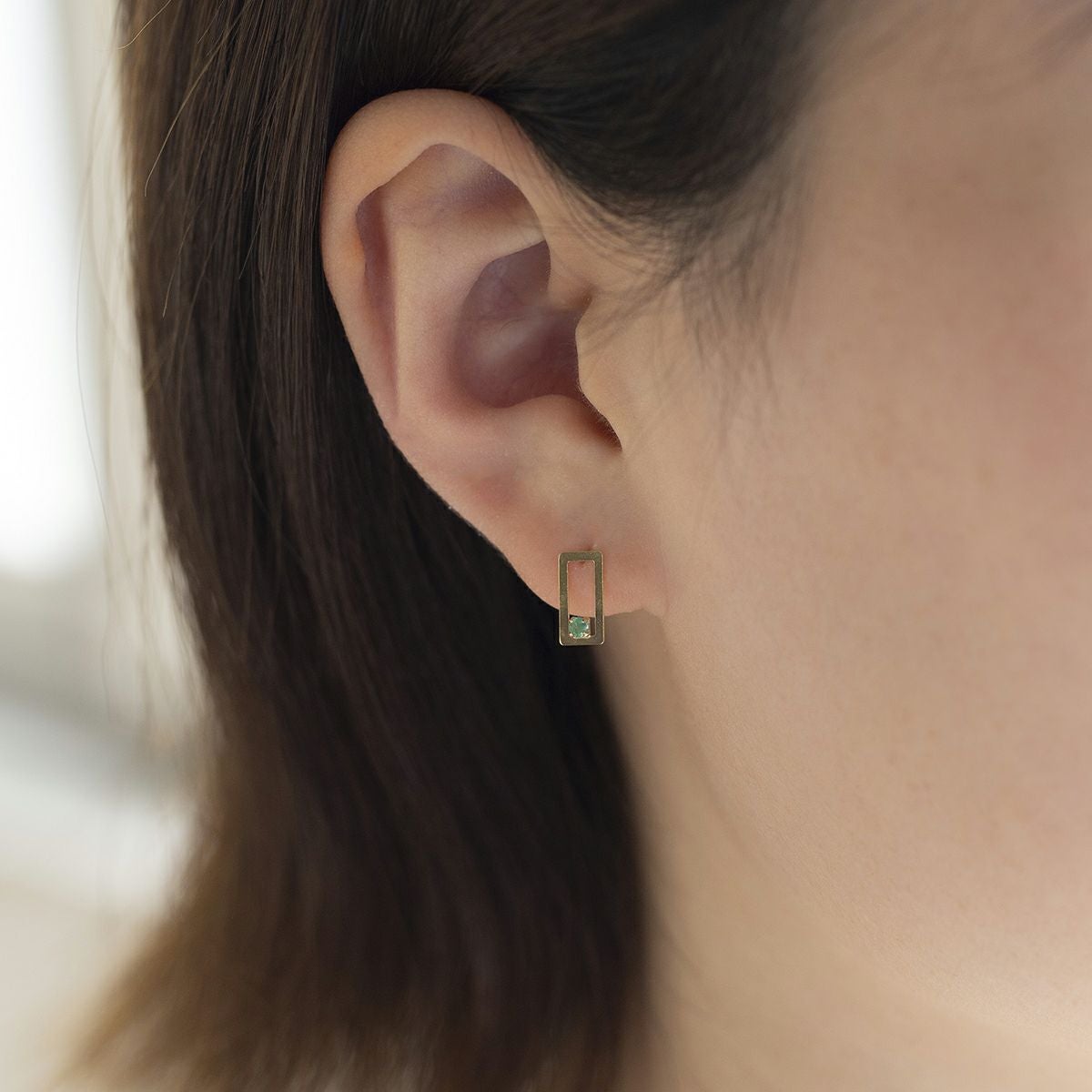 K10 YG エメラルド ピアス 10金 イエローゴールド スクエア レディース 5月誕生石 ギフト 誕生日プレゼント 彼女 妻 20代 30代 40代