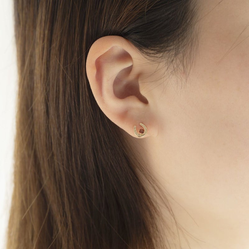 K10 YG ホースシュー 馬蹄 ガーネット ピアス 10k 1月 誕生石 イエローゴールド レディース 彼女 プレゼント ラッキーモチーフ