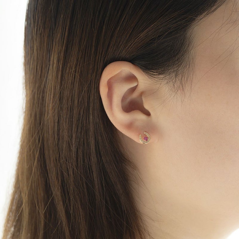 K10 YG ホースシュー 馬蹄 ルビー ピアス 10k 7月 誕生石 イエローゴールド レディース 彼女 妻 プレゼント ラッキーモチーフ