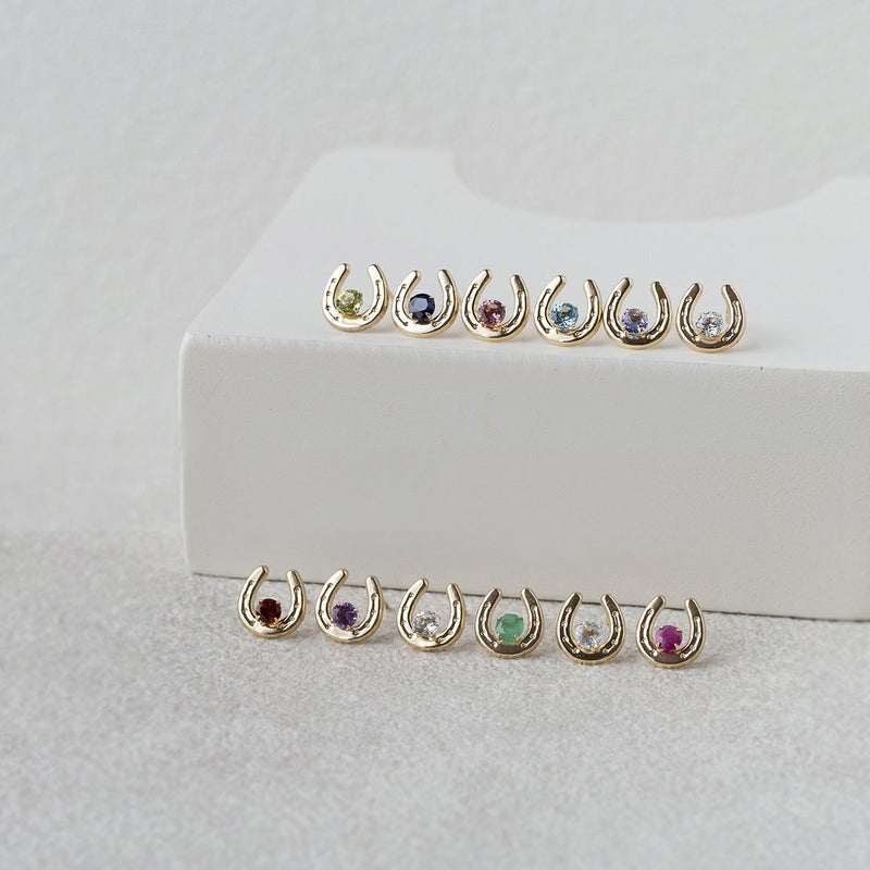 K10 YG ホースシュー 馬蹄 ルビー ピアス 10k 7月 誕生石 イエローゴールド レディース 彼女 妻 プレゼント ラッキーモチーフ