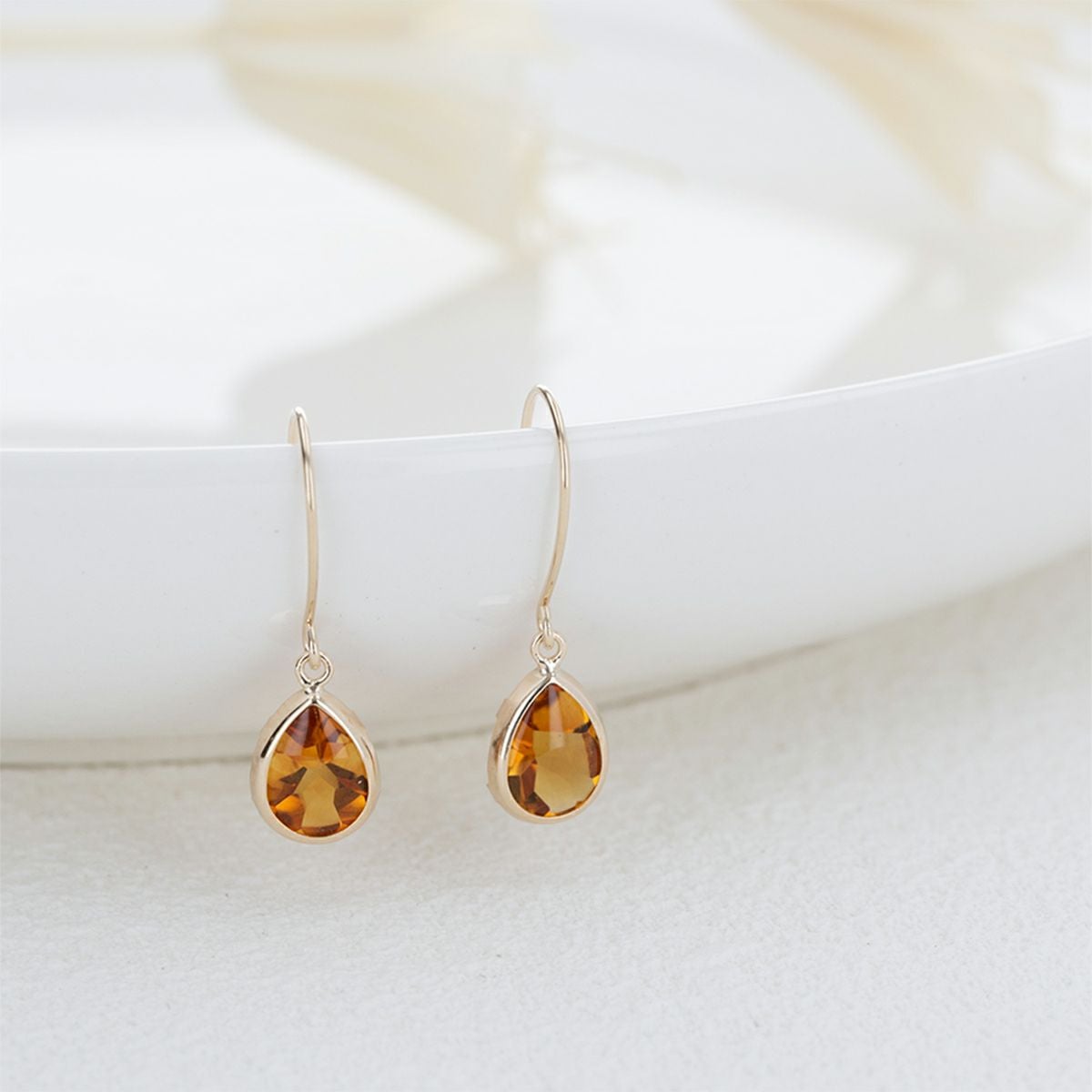 K10 YG シトリン ピアス 揺れる イエローゴールド 11月 誕生石 フック レディース 20代 30代 40代 プレゼント ジプシーピアス 誕生日プレゼント 10金 記念日 おしゃ