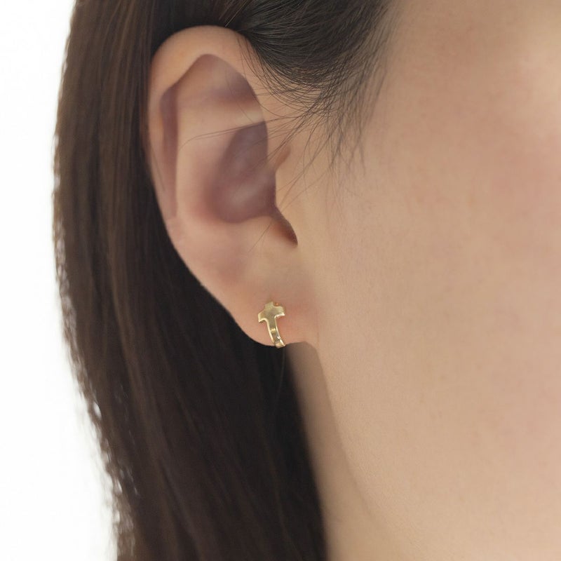 K10 YG クロス ピアス イエローゴールド スタッドピアス かわいい ギフト 誕生日プレゼント 誕生日 20代 30代 40代 妻 彼女 レディース