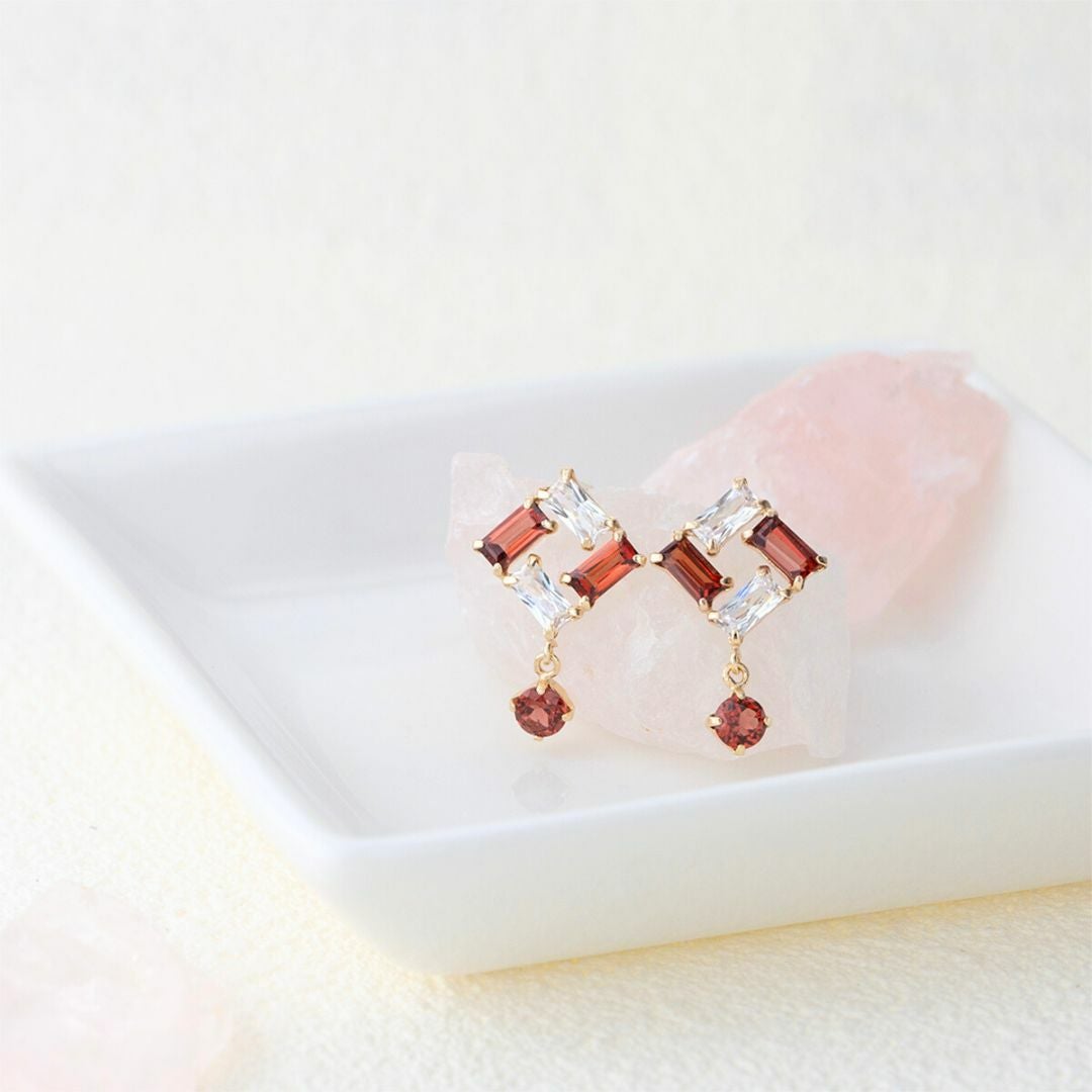 K10 YG ガーネット ピアス キュービックジルコニア イエローゴールド 10金 1月 誕生石 誕生日プレゼント ギフト レディース 20代 30代 40代 10k k10