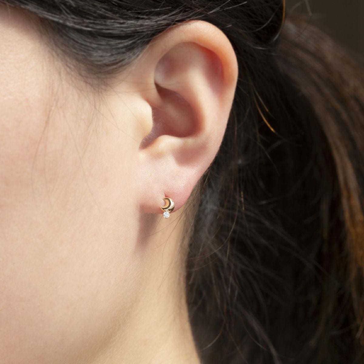 K10 YG キュービックジルコニア ピアス 星 スター 月 ムーン アシンメトリー ゴールド イエローゴールド レディース 10金 CZ 誕生日プレゼント ギフト 20代 30代 40代 女性 彼女 妻