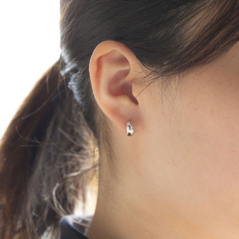 K10 WG フープ ピアス 月甲ピアス フープピアス ホワイトゴールド レディース 20代 30代 40代 誕生日 プレゼント ギフト 女性 彼女 妻 シンプル