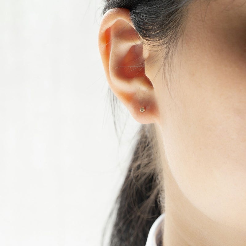 H&C鑑別書付き K18 YG 一粒 ダイヤモンド ピアス ダイヤ 18k 18金 誕生石 イエローゴールド 4月 4月誕生石 レディース 彼女 妻 誕生日プレゼント ギフト