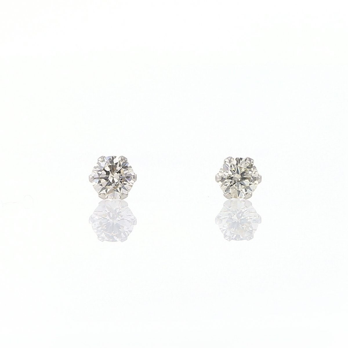 プラチナ 一粒 ダイヤモンド ピアス トータル0.3ct | IKEDAジュエリー