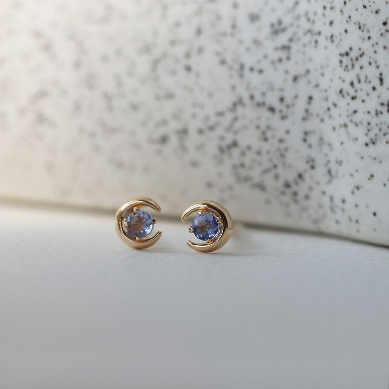 K10 YG タンザナイト ピアス ムーン  月 三日月 レディース 12月 誕生石 プレゼント 10金 彼女 20代 30代 40代 イエローゴールド 天然石