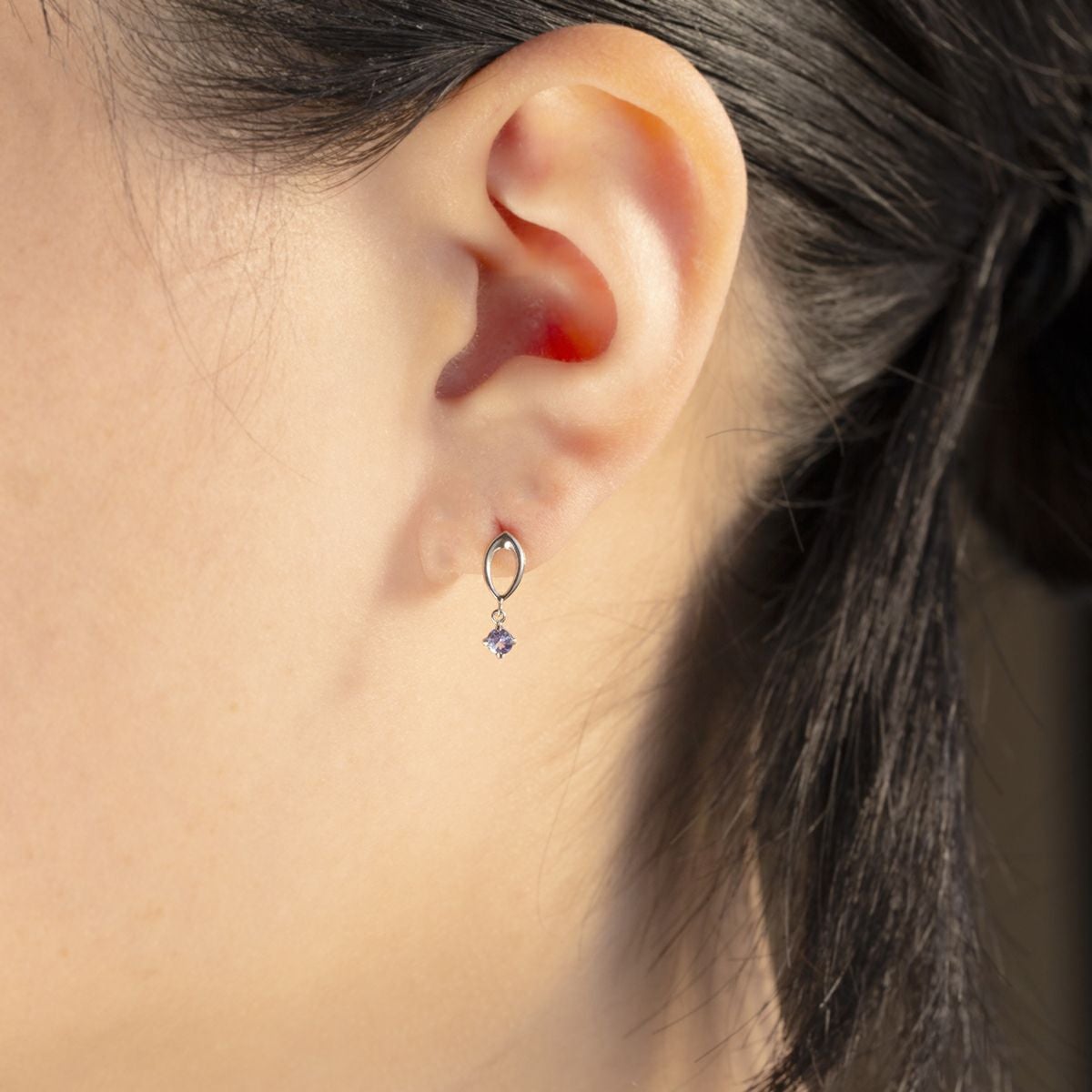 プラチナ ピアス レディース 12月 誕生石 誕生日 揺れる PT900 彼女 妻 20代 30代 40代 天然石