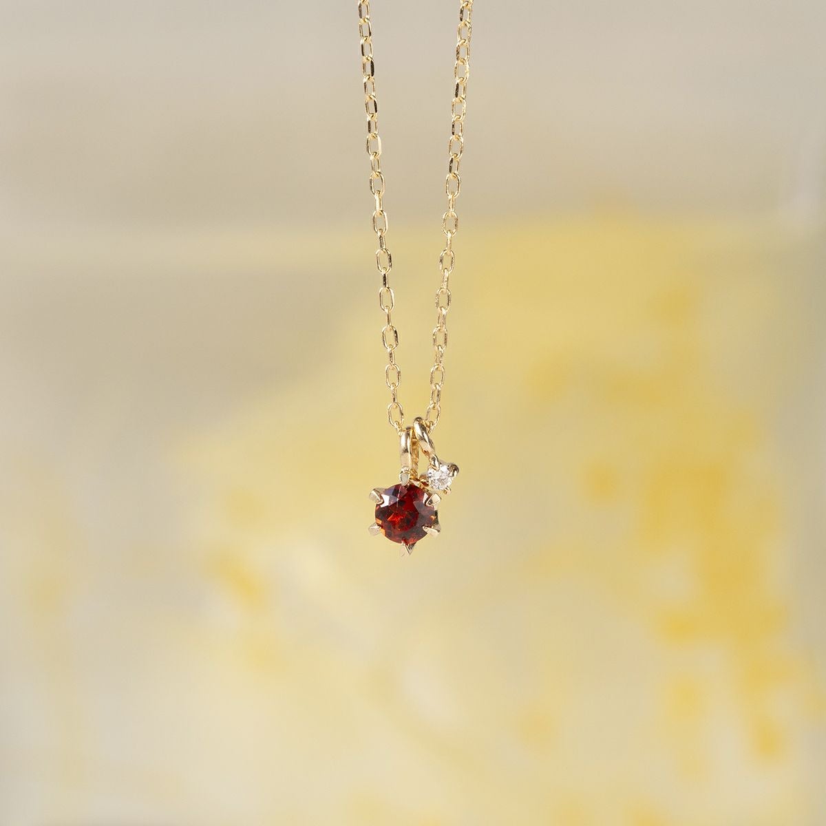 K10 YG ガーネット ネックレス レディース 1月 誕生石 ダイヤモンド プレゼント 彼女 妻 20代 30代 40代 イエローゴールド 天然石