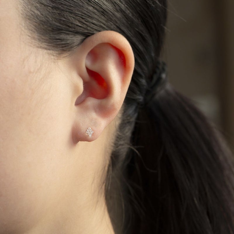 K10 YG ダイヤモンド ピアス 樹脂 イエローゴールド レディース 20代 30代 40代 誕生日 プレゼント 10金 女性 彼女 妻 ひし形