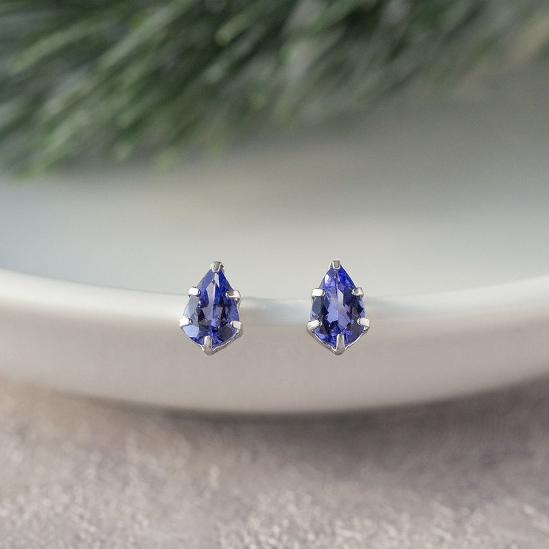 プラチナ タンザナイト ピアス ペアシェイプ
