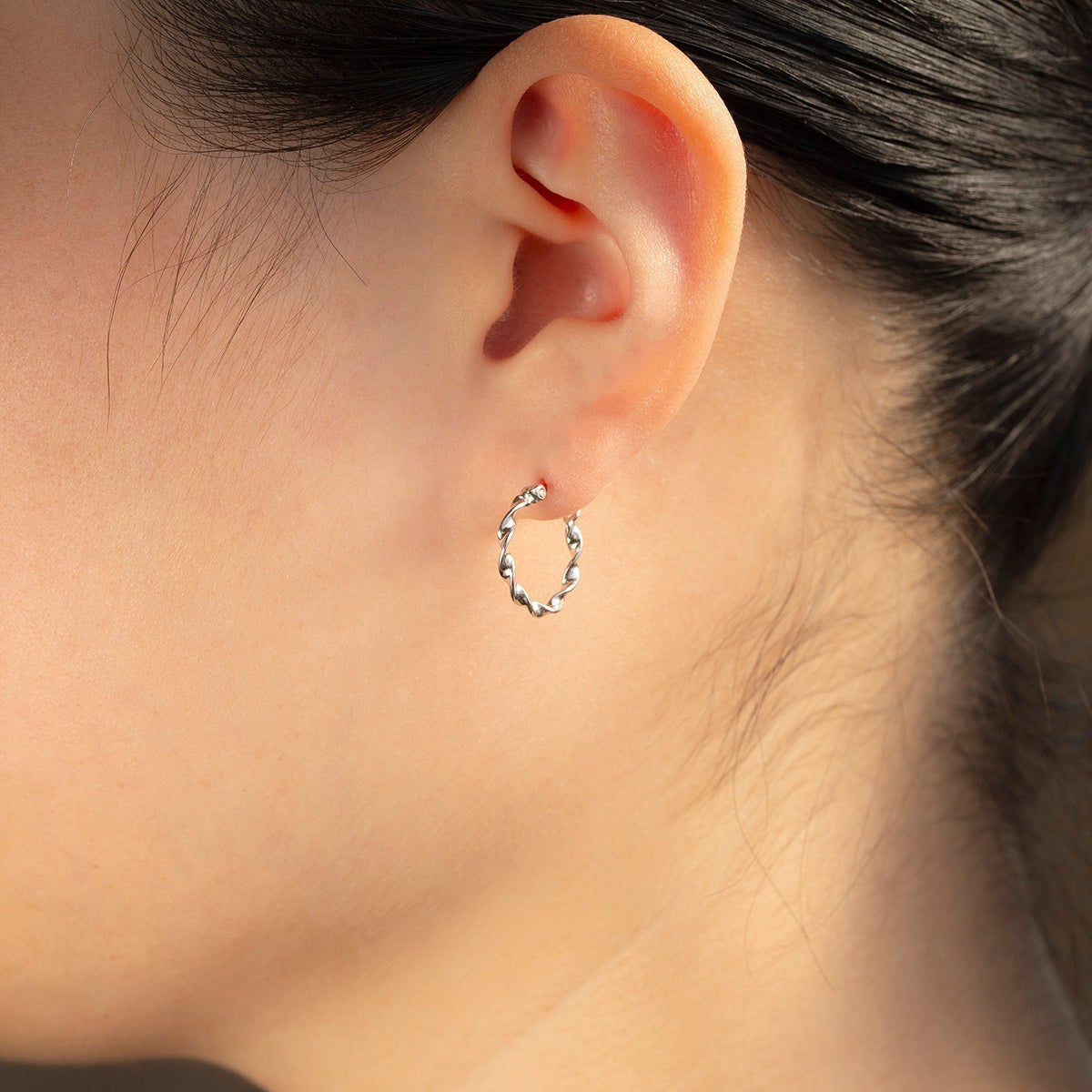 シルバー フープピアス ひねり