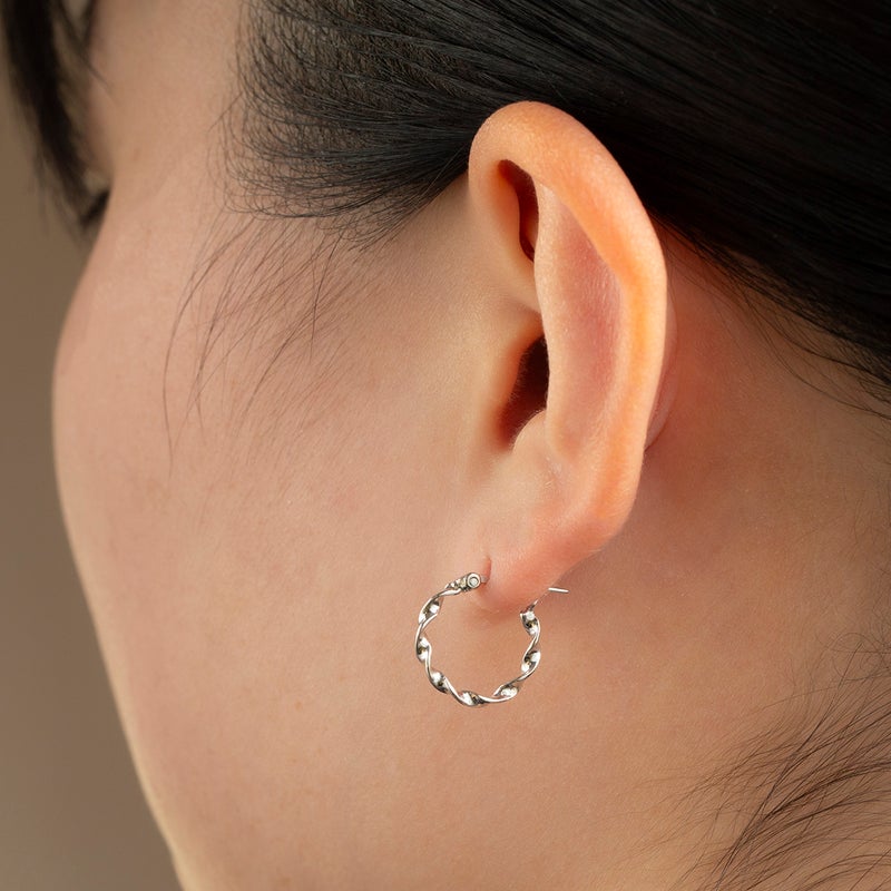 シルバー フープピアス ひねり