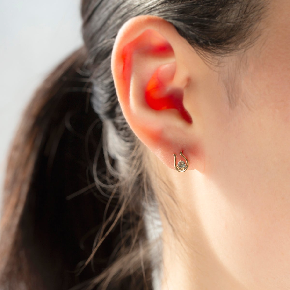 K10 YG アクアマリン ピアス 馬蹄 レディース 3月 誕生石 ホースシュー ギフト 誕生日プレゼント 20代 30代 40代 イエローゴールド 妻 彼女 可愛い