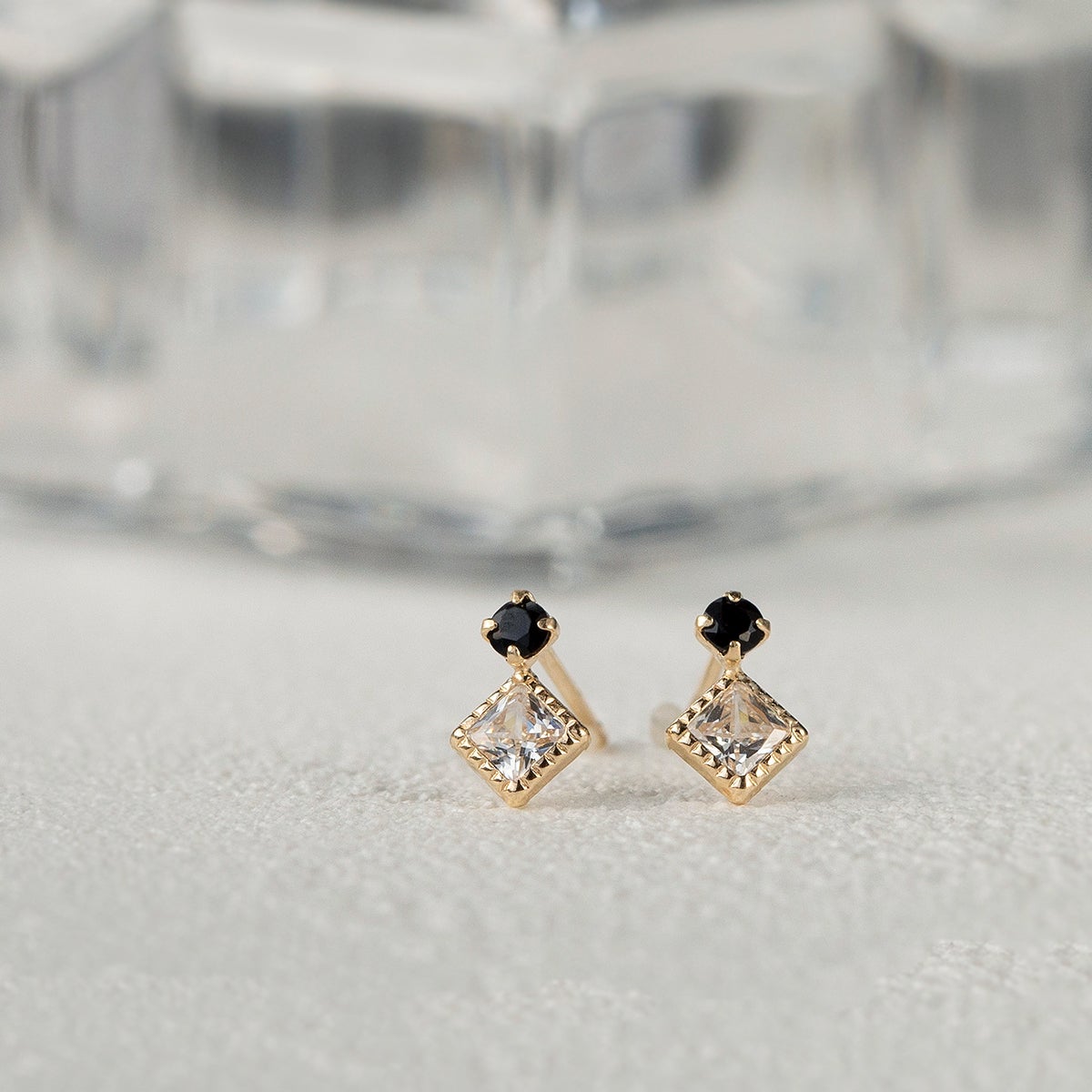 K10 YG オニキス キュービックジルコニア ピアス