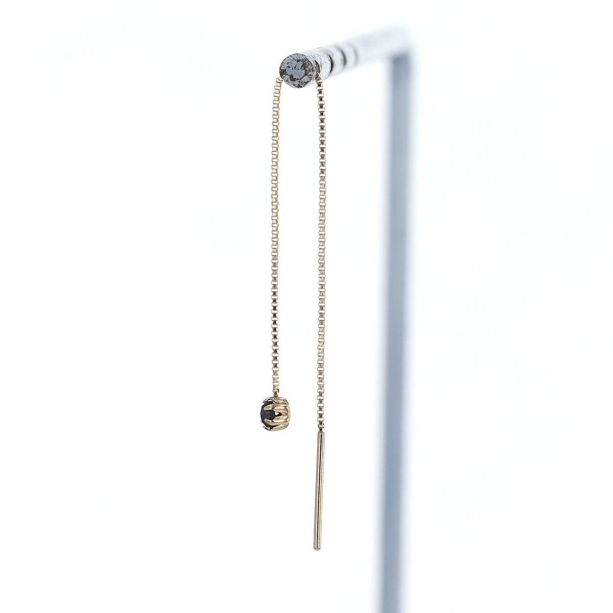 K10 YG ブラックダイヤモンド ロング ピアス